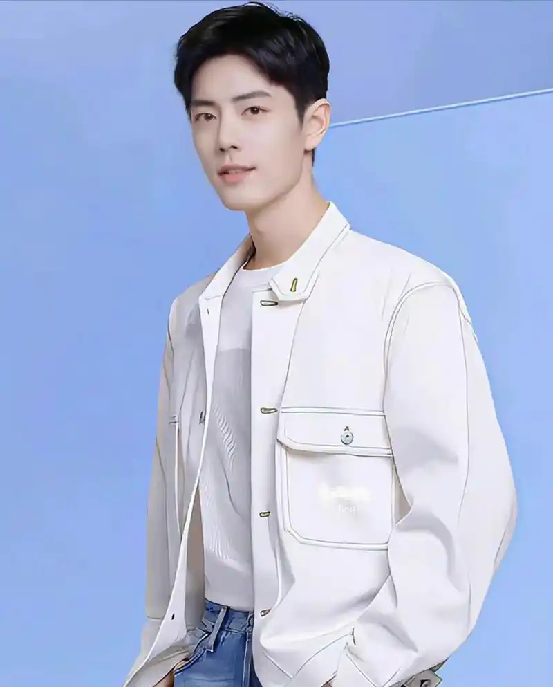 盛典举办方被肖战"圈粉"!盛赞肖战阳光且英俊帅气,亲为其颁发