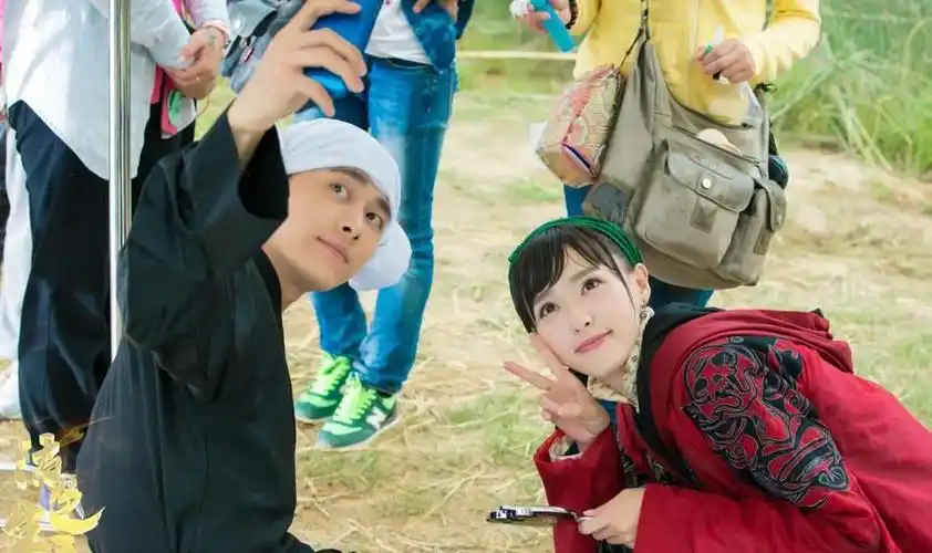 活色生香片场花絮陈伟霆李易峰四射唐嫣剧照图片