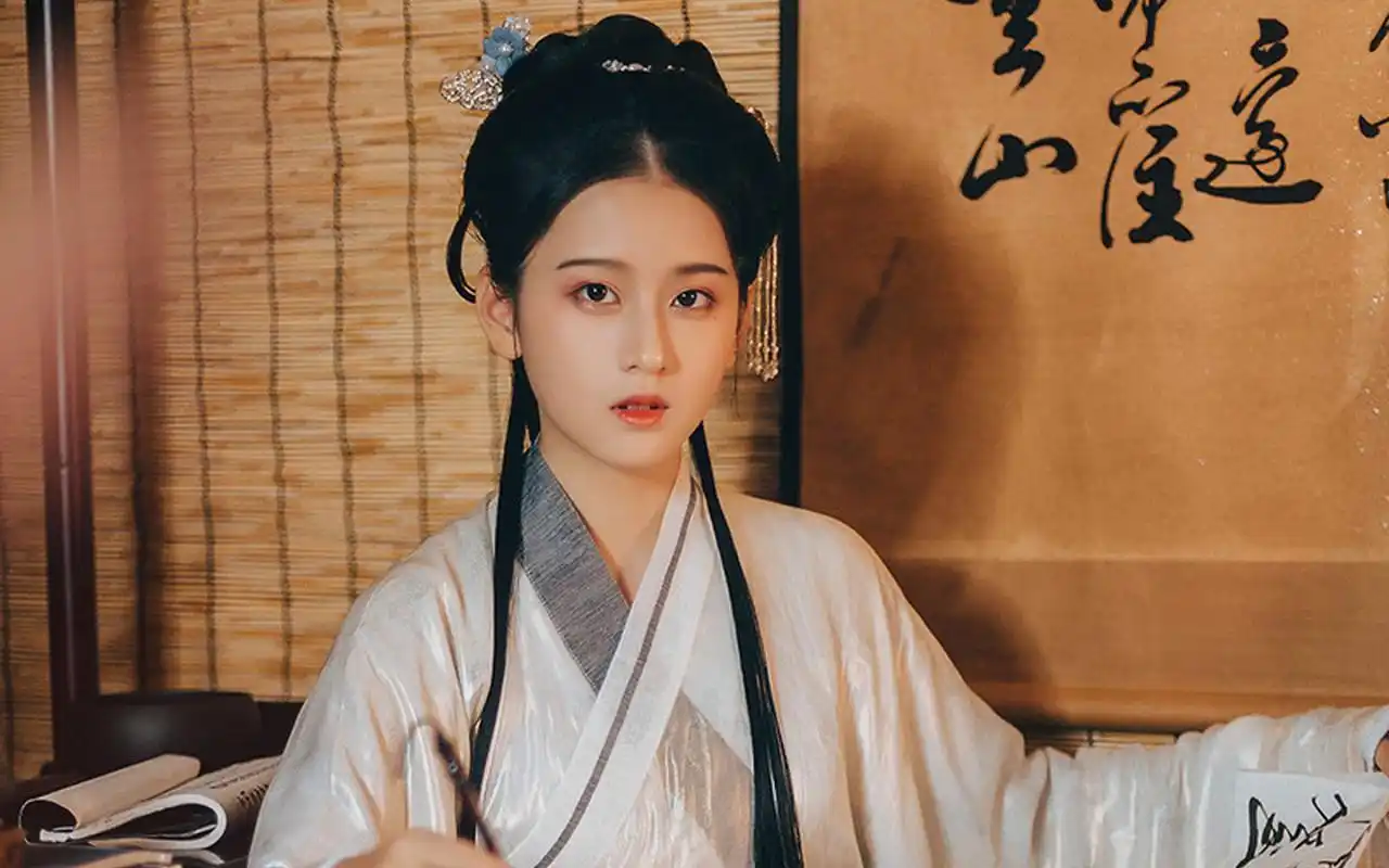 古风汉服美女写真图片桌面壁纸