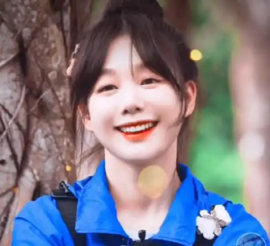 徐梦洁  小彩虹超可爱,笑容好甜,我爱甜妹～快快进组吧