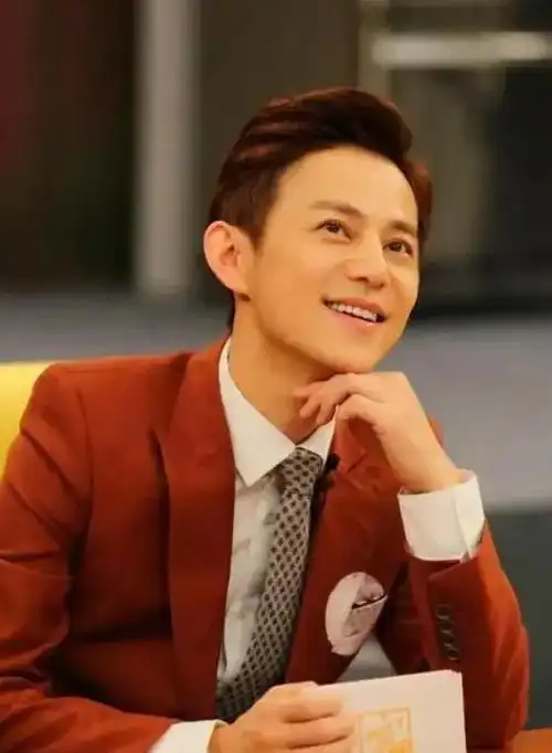 出道39年娱乐圈的人走茶凉在何炅身上体现的淋漓尽致