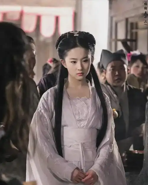 网易首页>网易号>正文申请入驻>接着便是神雕侠侣里的小龙女一角.