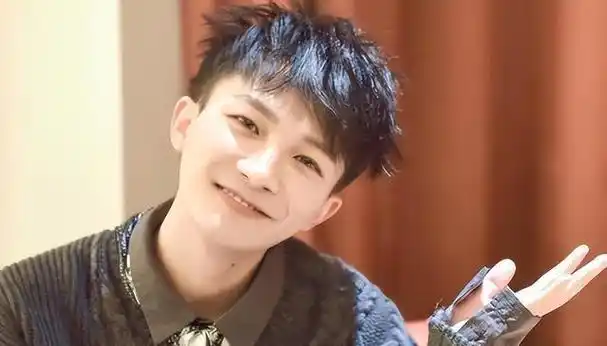 若论及对周深最为了解之人,那必定是著名音乐制作人高晓松无疑了.