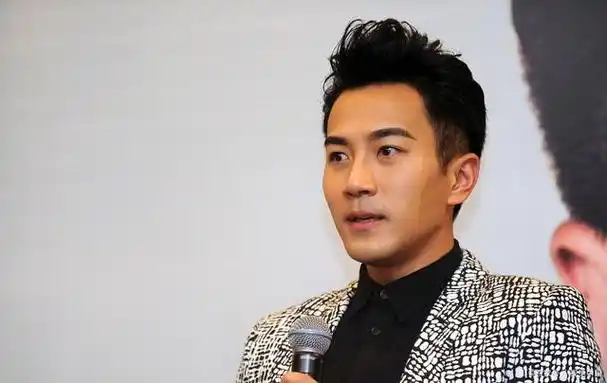 最近,香港媒体拍到了刘恺威接小糯米放学的照片,引发了广泛关注.