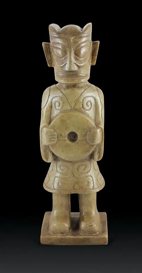 1175三星堆文化神人捧璧摆件