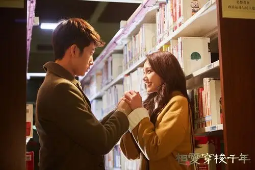 "相爱"曝甜蜜约会花絮 井柏然郑爽被封最强异地恋