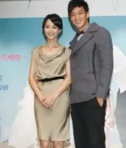 何润东:三度告白孙俪被否,41岁娶美妻,如今恩爱多年无子也甜蜜