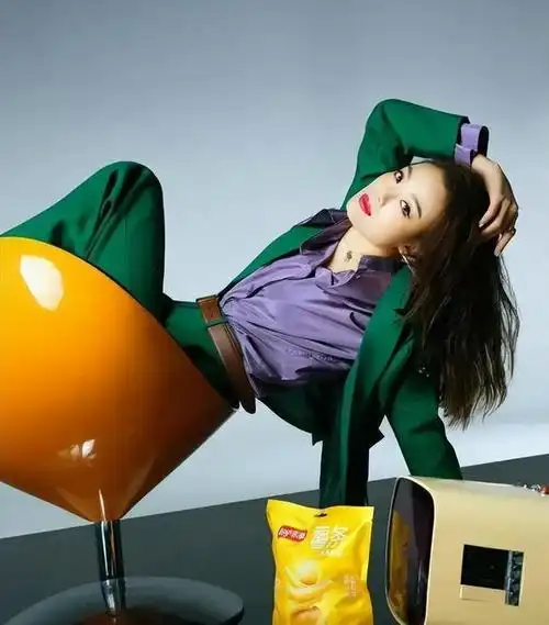 容祖儿,生于1980年的香港,拥有独特魅力的华语流行"天后"