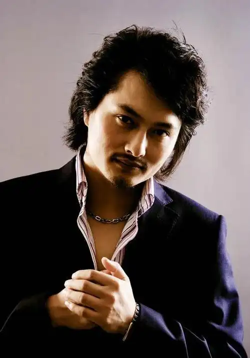 云飞(歌手|演员)