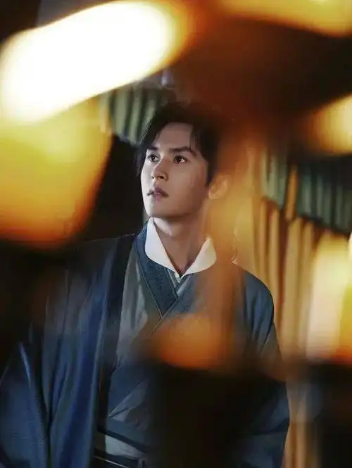 山河令春日穿搭图鉴_周子舒