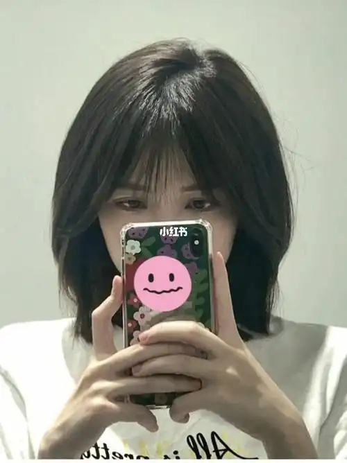 姐妹们这款刘海发型不允许你们不知道好看