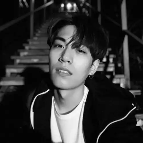 浓眉大眼标准帅哥清纯型男我老公林子闳的帅照收集楼持续更新中