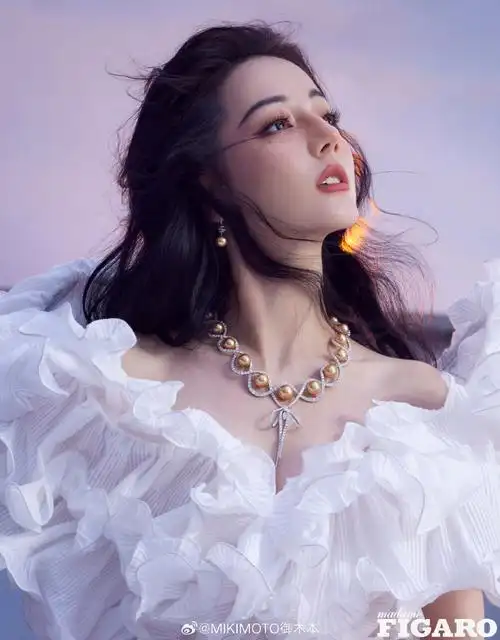 mikimoto全球代言人迪丽热巴#@dear-迪丽热巴携mikimoto高级珠宝,于