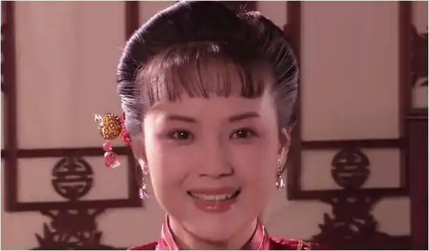 茹萍早婚留遗憾,34岁再婚获幸福,明星继子成骄傲!