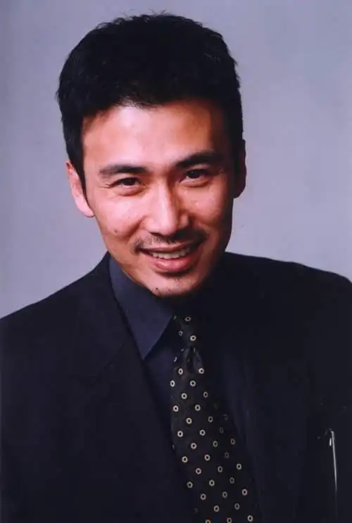 钟六一  演员 柳云龙           钟六一,一个表面上拥有亿万身家