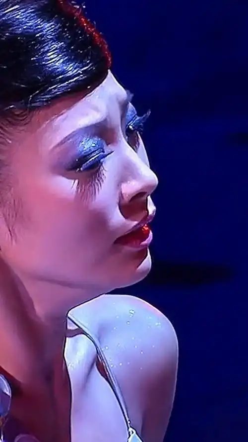 赖文慧刘德华 的御用舞伴,一生只为一人舞