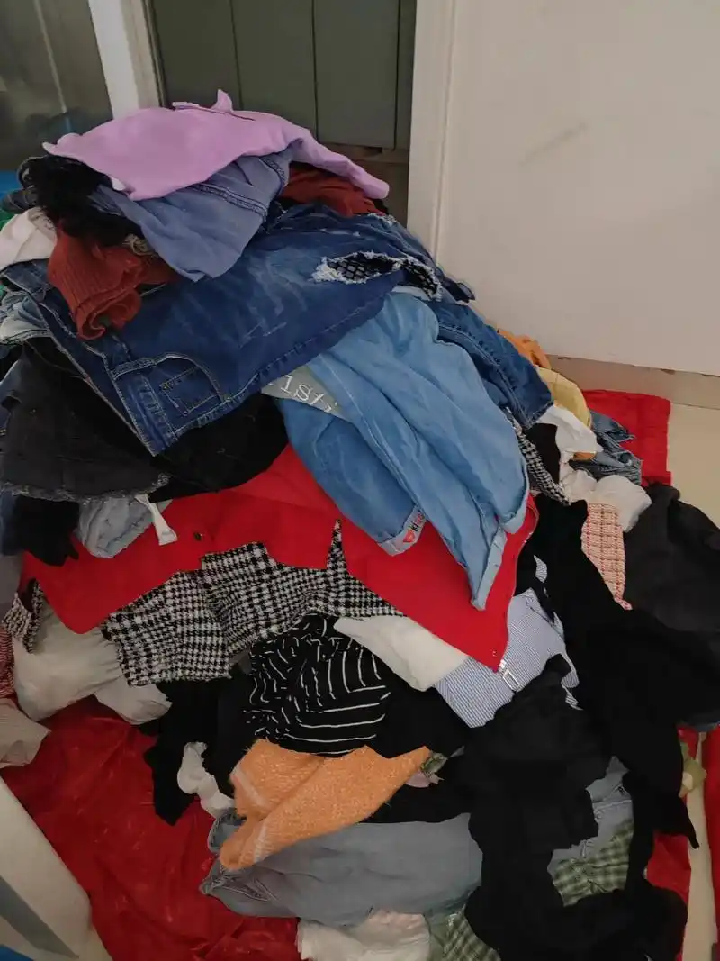 隆昌,回收旧衣服19960743949.隆昌,上门回收旧衣服 - 抖音