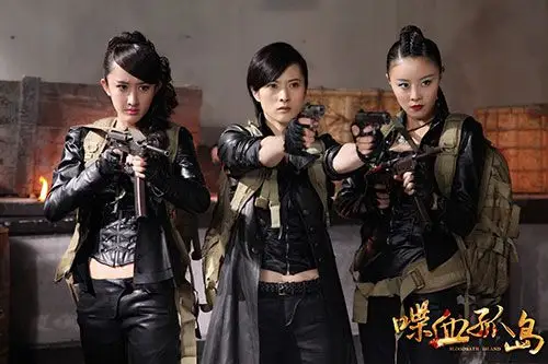 女子特工队,经过层层严格筛选,小队终于由五名性格迥异的绝色女子组成