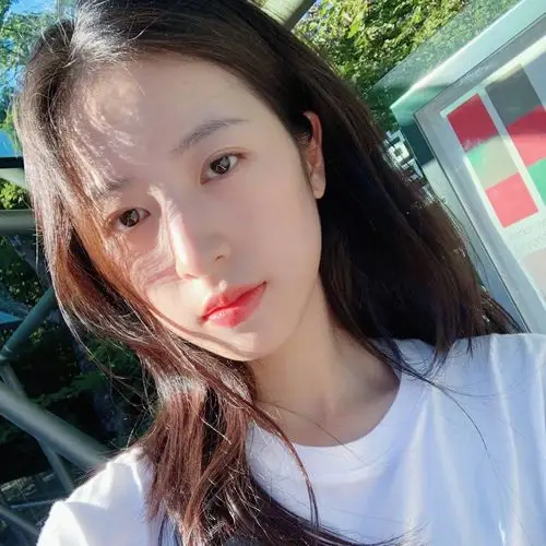 自截# 周雨彤小姐姐-堆糖,美好生活研究所