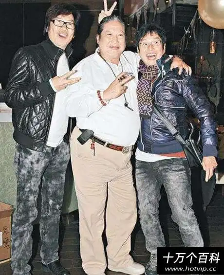 1994年洪金宝追杀向华强真相洪金宝势力最强无人敢惹