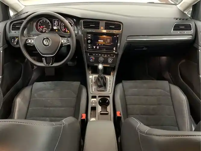 【枣庄】2019年03月 大众 高尔夫 2019款 280tsi dsg豪华型 自动档