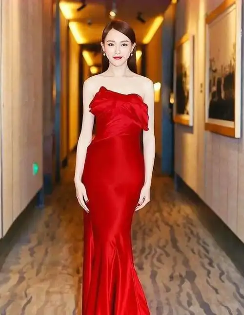 女明星晚礼服的样子真的好美!范冰冰唐嫣佟丽娅,谁更撩人?