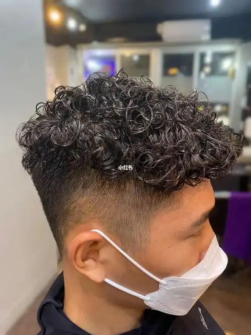 西一番发型设计:男士卷发999969♂15