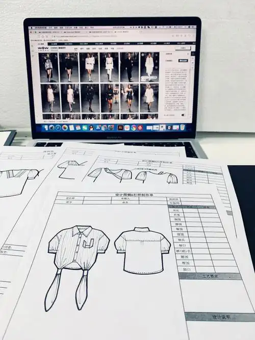 服装设计师的日常