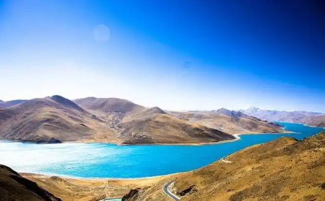 三四月份到拉萨林芝羊湖旅游怎么玩合适 三四月份到拉萨林芝羊湖旅游