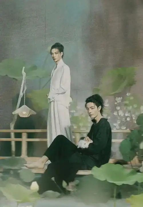 肖战王一博时尚芭莎拍摄图片