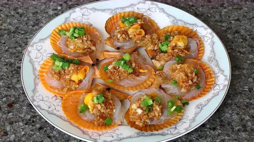 蒜蓉粉丝蒸扇贝,教程清晰,方法简单,学会了比饭店做的还好吃