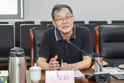 无锡市档案史志馆邀请专家作地方党史专题辅导讲座