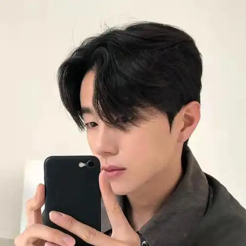 热销假发男中分 蓬松修脸_帅气假发男中分刘海短发自然蓬松微卷修脸