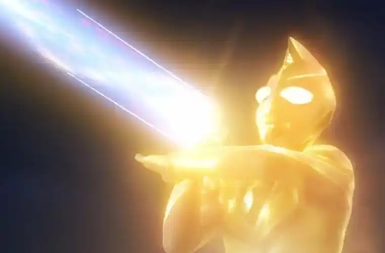 戴拿奥特曼出现了2次闪耀形态,和闪耀迪迦是一样的吗?_怪兽