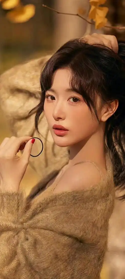 孔雪儿,一名出生于湖北省潜江市的魅力女子.