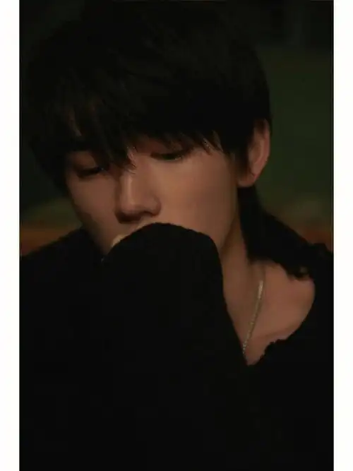 宋亚轩金发真的帅瞎我