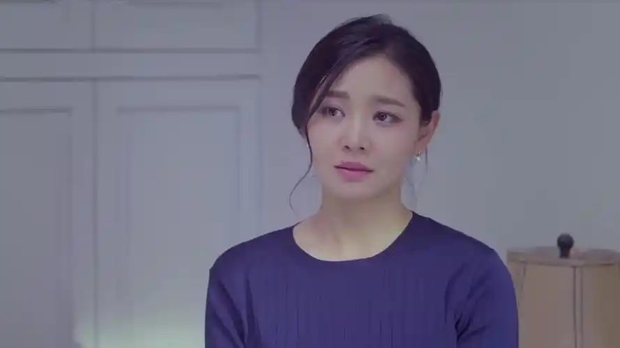 我的体育老师小米刚好回家撞见了田野跟马克这下误会闹大了