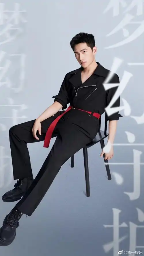 被杨洋工装大片帅到了