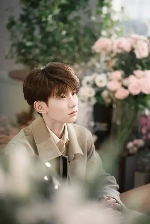 > tfboys王源小清新简约写真花絮图片(2/9)