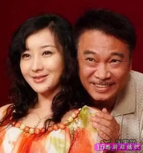 吴孟达全部老婆的照片吴孟达老婆侯珊燕照片