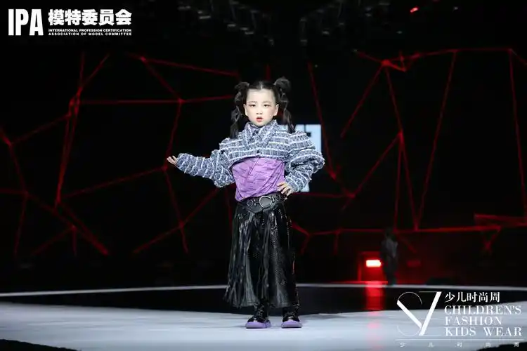 贵阳花溪区儿童模特步培训机构贵阳花溪区少儿模特班一年费用多少