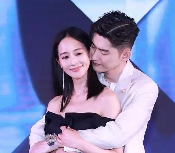 张钧甯回应恋情:感谢抬爱!对邱泽当初的"追求中"做出了解释