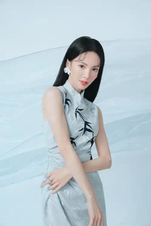 金晨杯中舞渔家傲忆端午##金晨最忆是端午国风大片