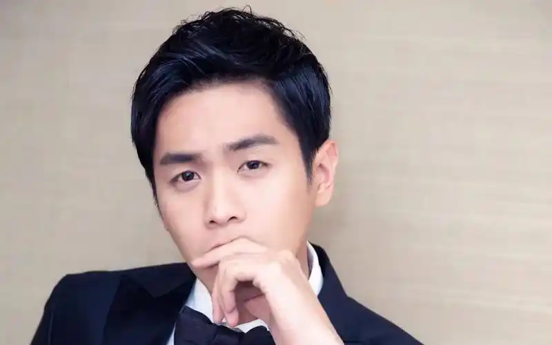 国内男演员(国内男演员名单大全照片图片)-第27张图片-科灵网