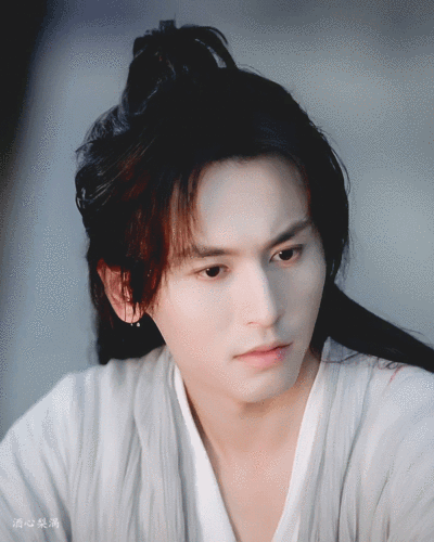 存下阿絮老婆的美图阿絮老婆又帅又美