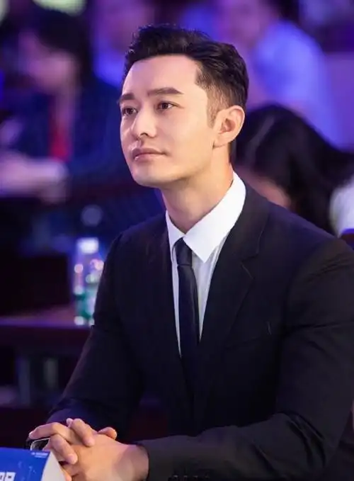 关键黄晓明经商都这么成功了,他肯定不