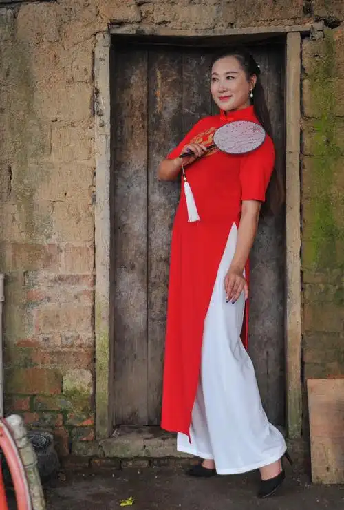 《红颜雅韵旗袍秀》