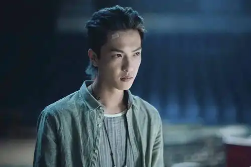 风暴舞正在热播董岩磊首次挑战反派角色