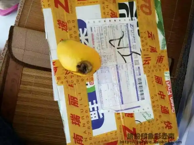 请各位亲在收到水果的第一时间检查水果是否有损坏,如有损坏或质量