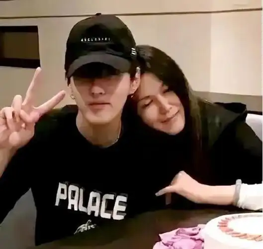 吴亦凡妈妈首发声证人被逼供二审有人想出庭作证被拒我不服